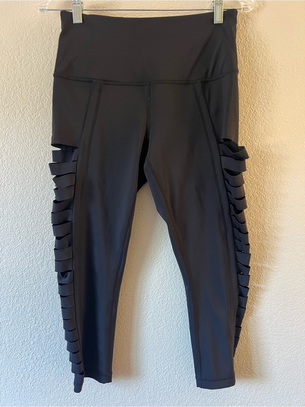 Zella 1 Black & 1 White Side Cut-Outs Leggings - Size Medium